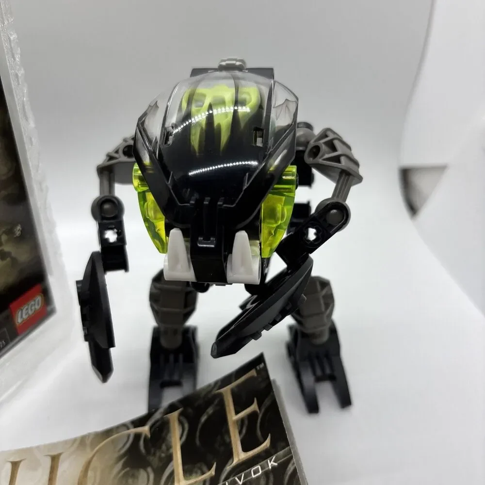 LEGO BIONICLE Bohrok Nuhvok 8561 Canister Complete Set Retired 2002 41pc